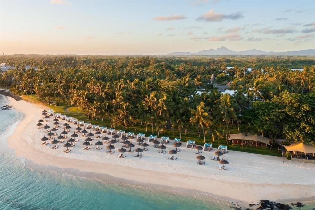 Фото One & Only Le Saint Geran 5*