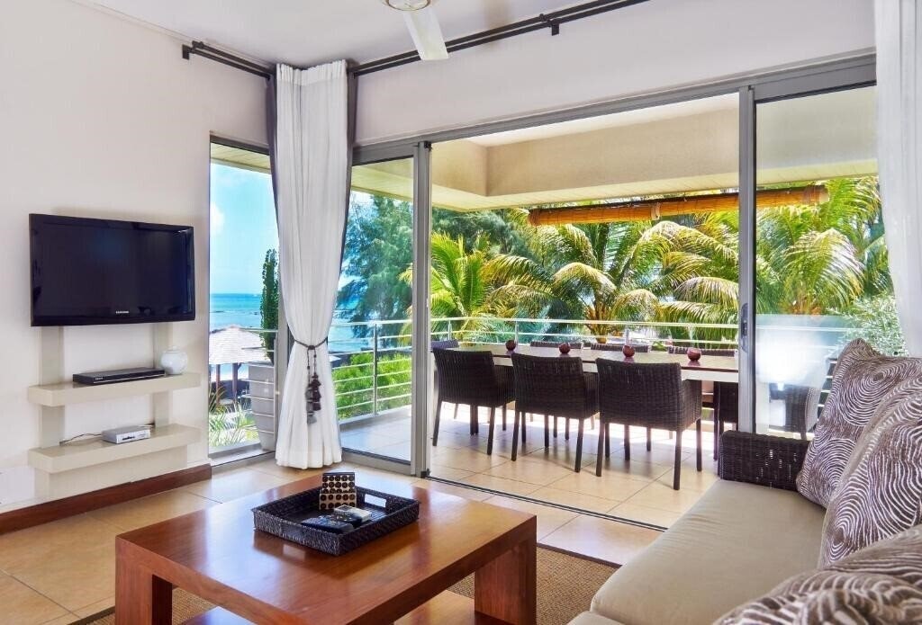 Bon Azur Elegant Suites & Penthouses 5* суреті
