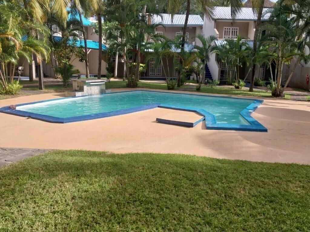 Отель Le Grand Bleu Hotel & SPA 3*