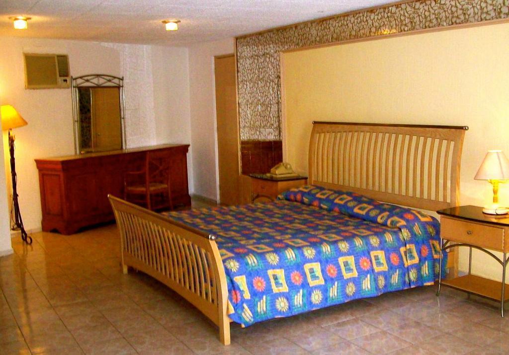 Картинка El Tropicano 3*