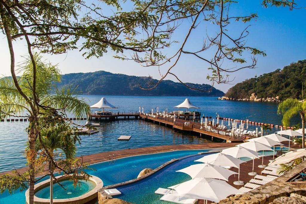 B Pichilingue Acapulco 5* фотосуреті