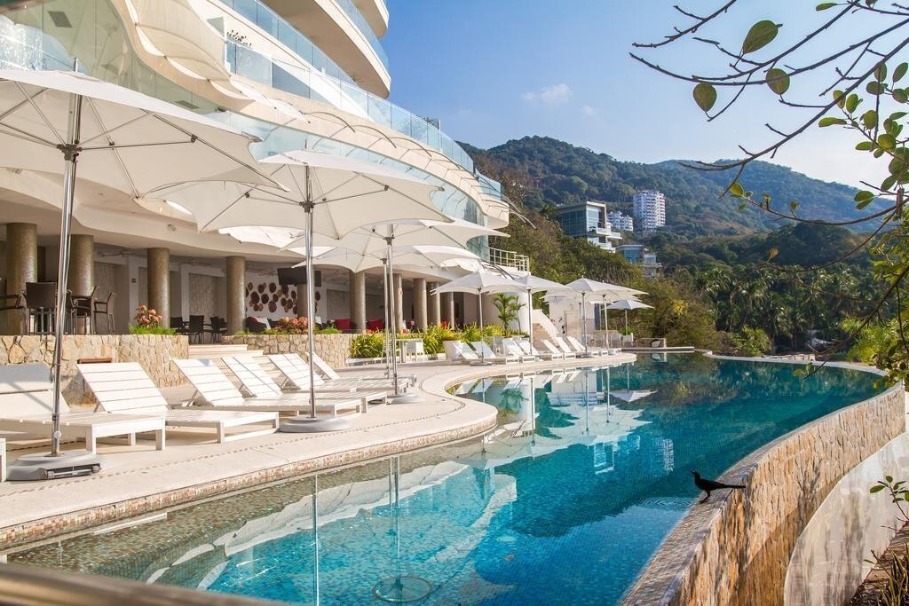 B Pichilingue Acapulco 5* суреті