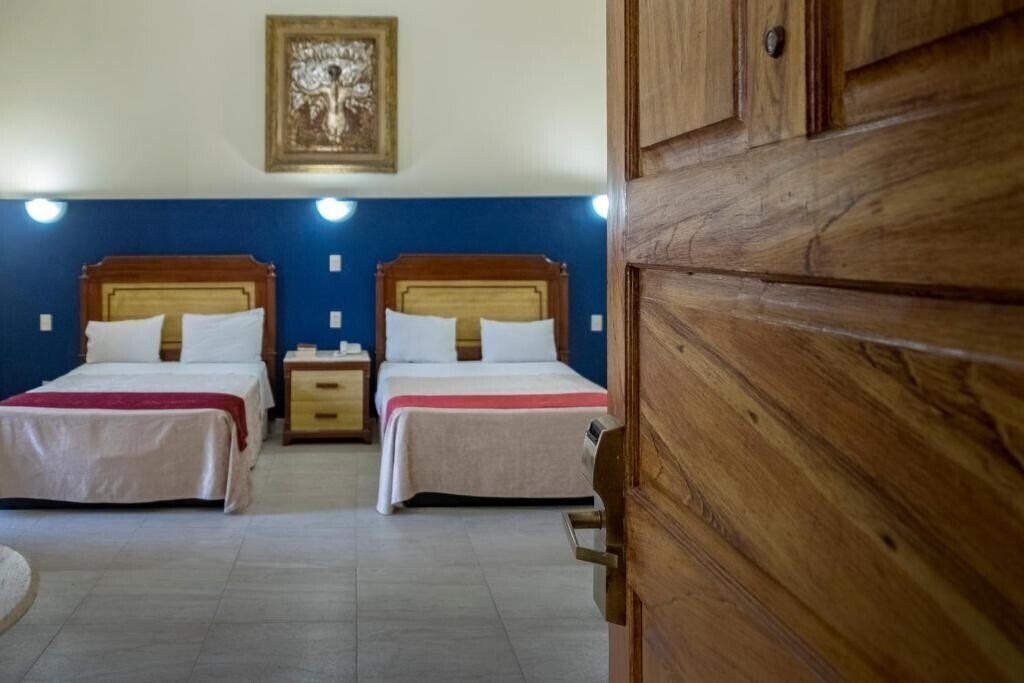 Фото San Francisco Plaza 3*