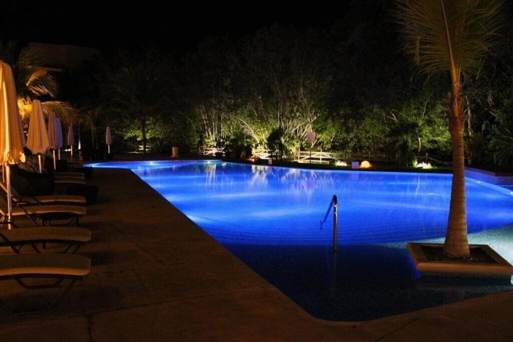 Фотография Aak-Bal Beach Condos 3*