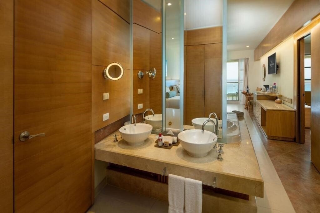 Beach Palace 5* фотосуреті