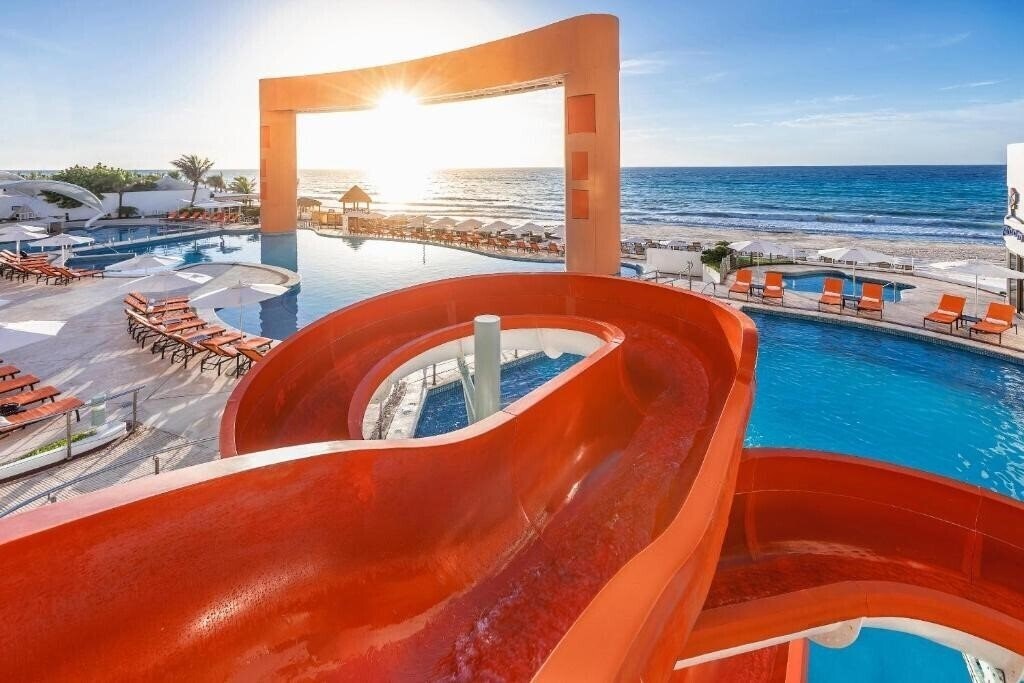 Beach Palace 5* суреті