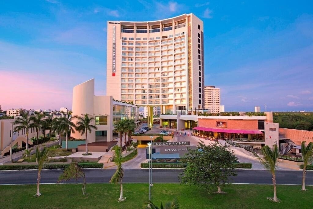 Картинка Krystal Urban Cancun Centro 4*