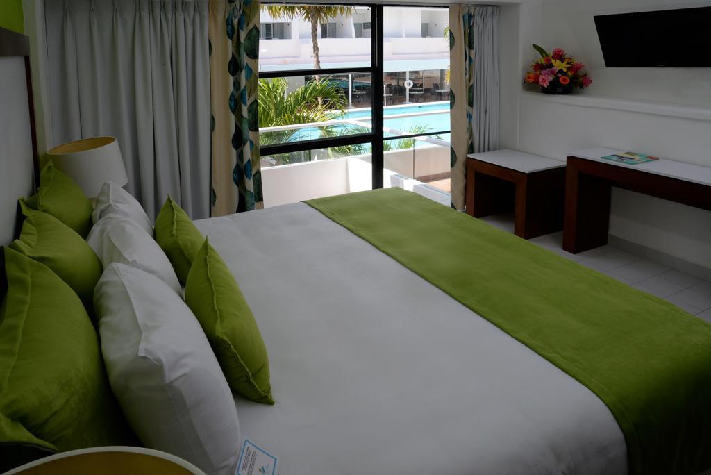 Фотография Cancun Bay Resort 3*