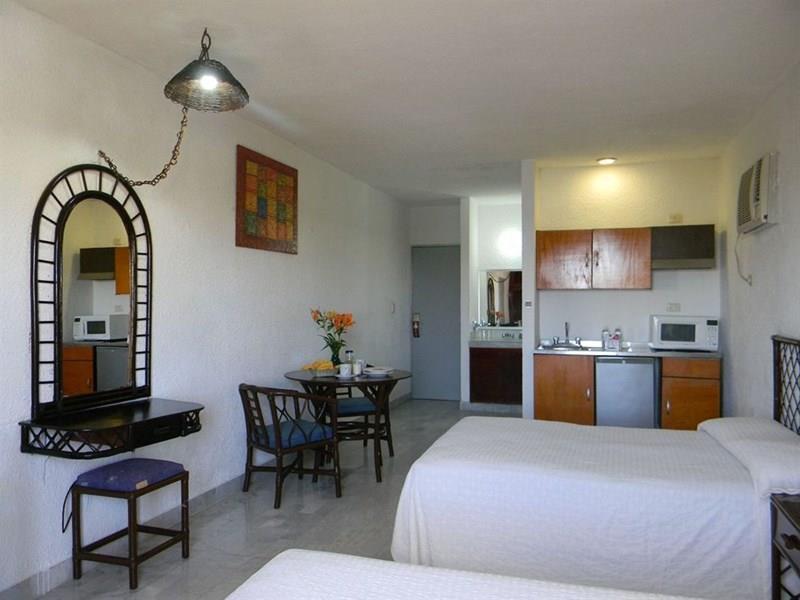 Beach House Imperial Laguna Hotel By Faranda 3* суреті