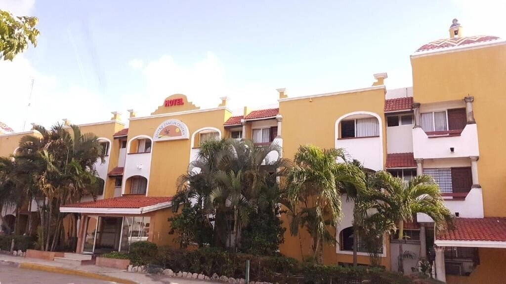 Изображение Suites Cancun Center 3*