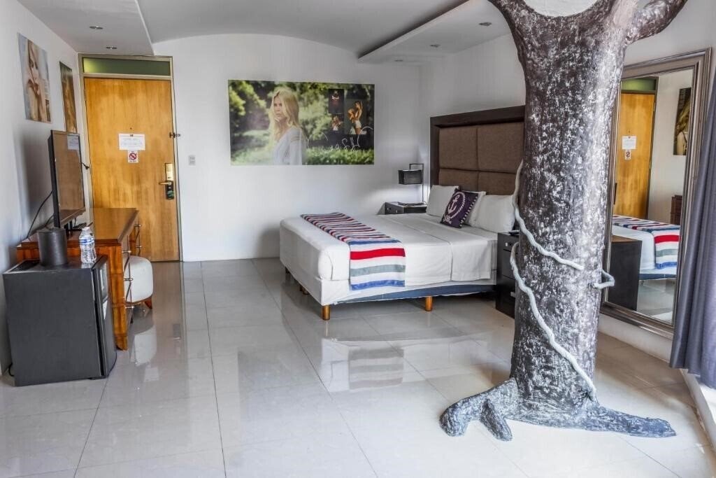 Mayafair Design Hotel 3* қонақ үйі