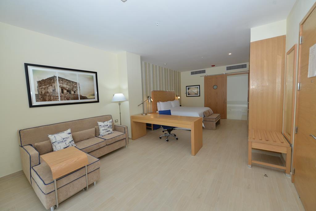 Four Points By Sheraton Cancun Centro 4* суреті