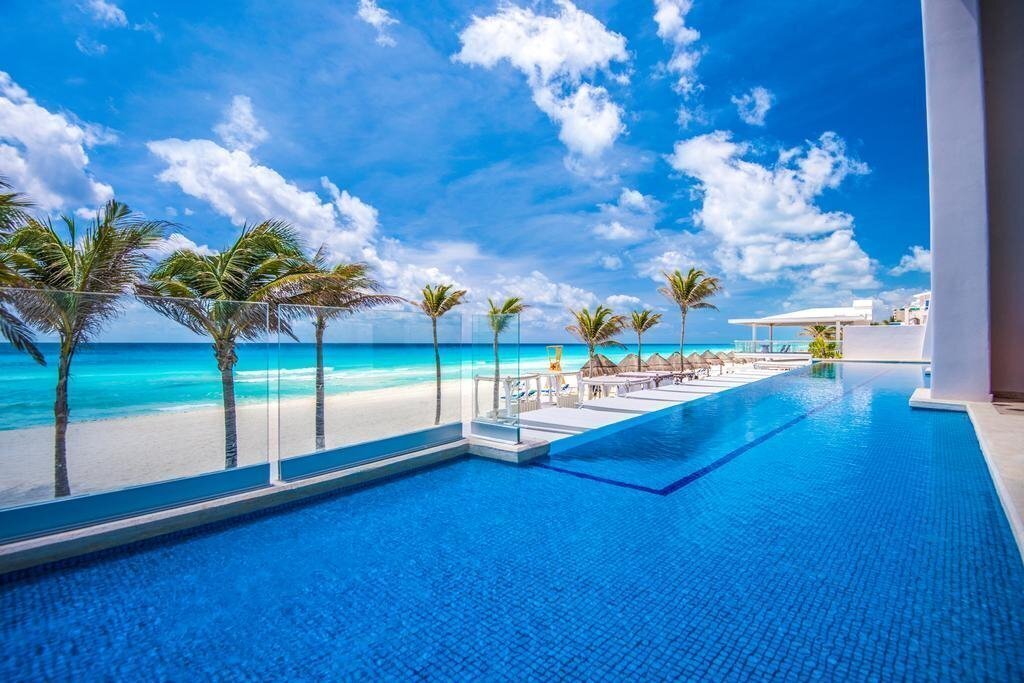 Фото Wyndham Alltra Cancun (ex. Panama Jack Resorts Cancun, Gran Caribe Real Resort & Spa) 5*