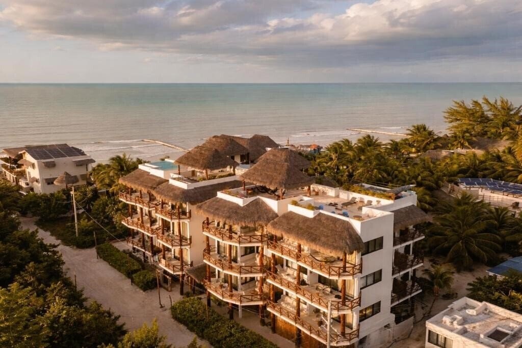 Отель Casa Astral Luxury Hotel By Nah Hotels 4*
