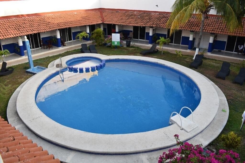 Plaza Almendros 3* қонақ үйі