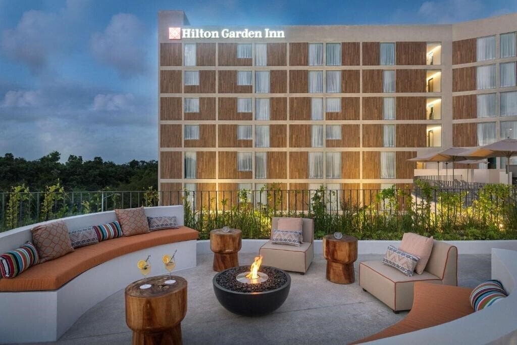 Фотография Hilton Garden Inn Cancun Airport 3*