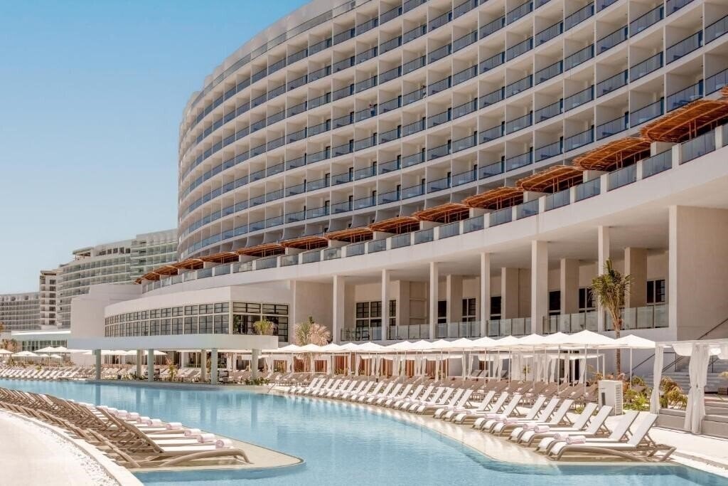 Отель Ava Resort Cancun 5*