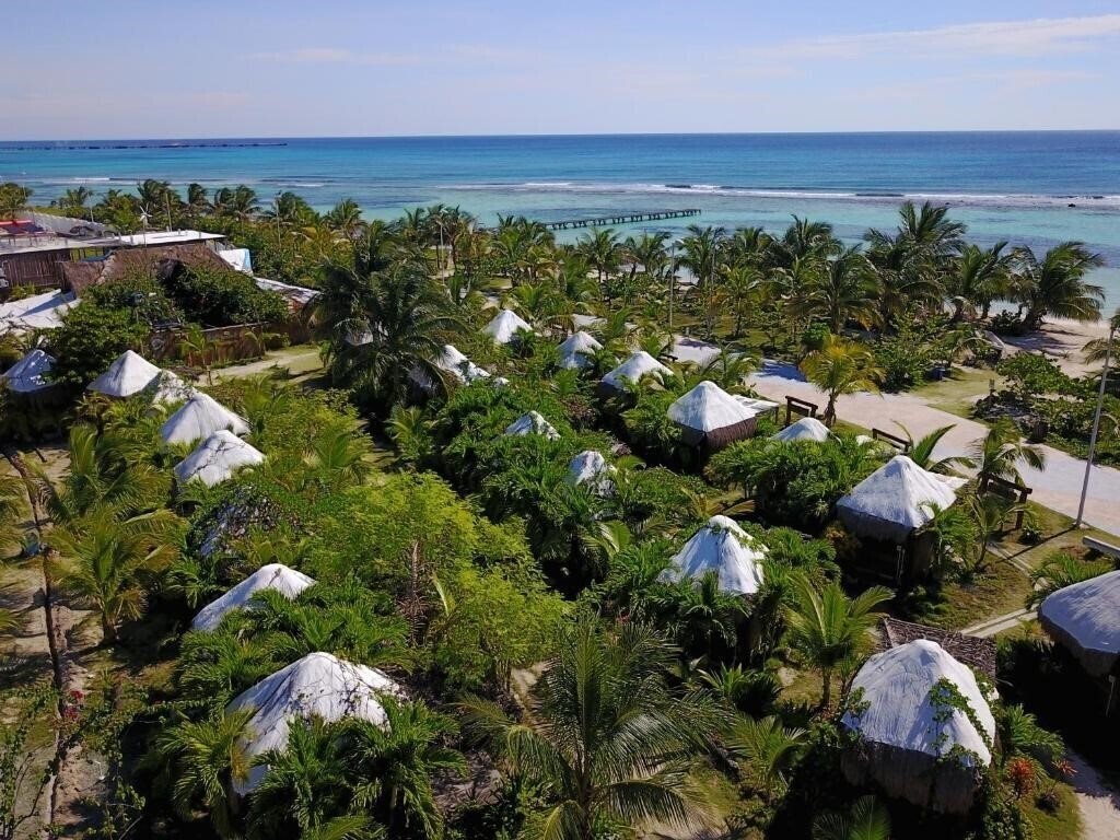 Bluekay Eco Resort (ex. Blue Kay Eco Resort, Blue Kay Mahahual, Eco Cabanas Bluekay) 3* қонақ үйі