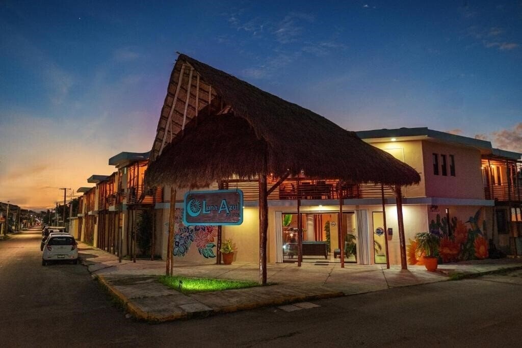 Отель Luna Azul By Uvas 3*