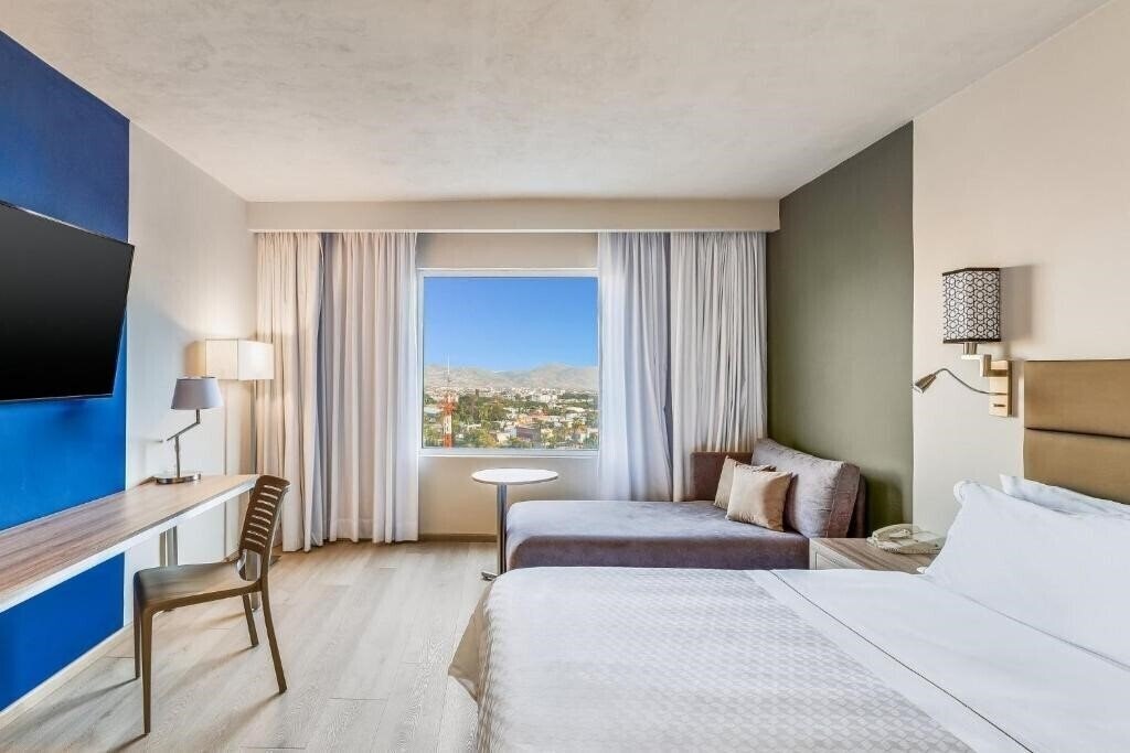 Фото Fiesta Inn Cuernavaca 4*