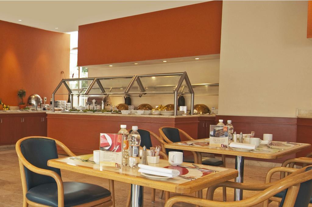 Fiesta Inn Centro Historico 4* суреті