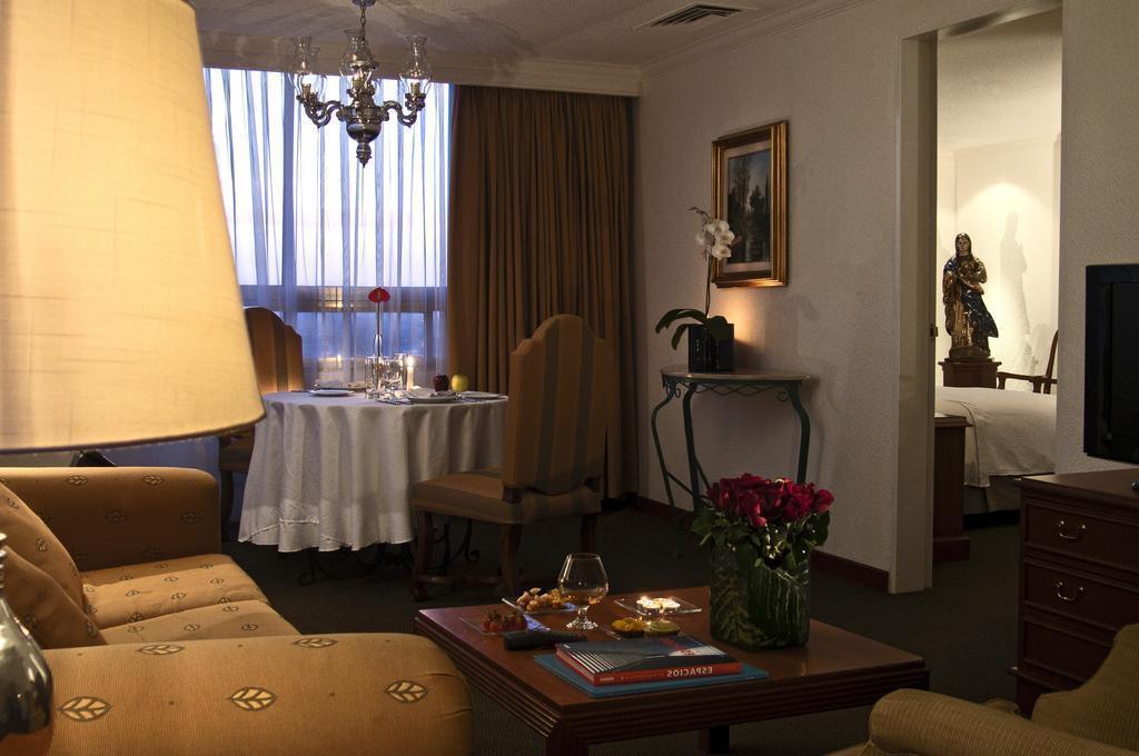 Fiesta Americana Reforma 5* суреті