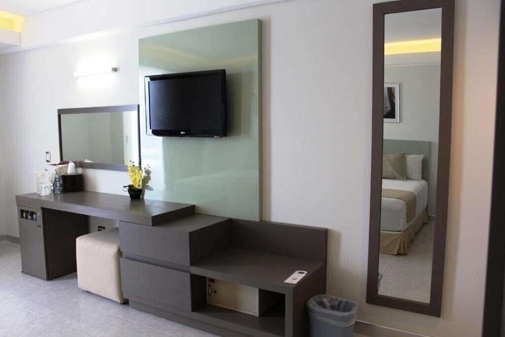 Фотография El Conquistador Del Paseo De Montejo 5*