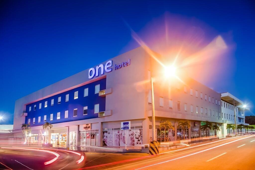 Отель One Playa Del Carmen 3*
