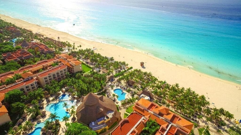 Отель Sandos Playacar Beach Experience Resort 5*