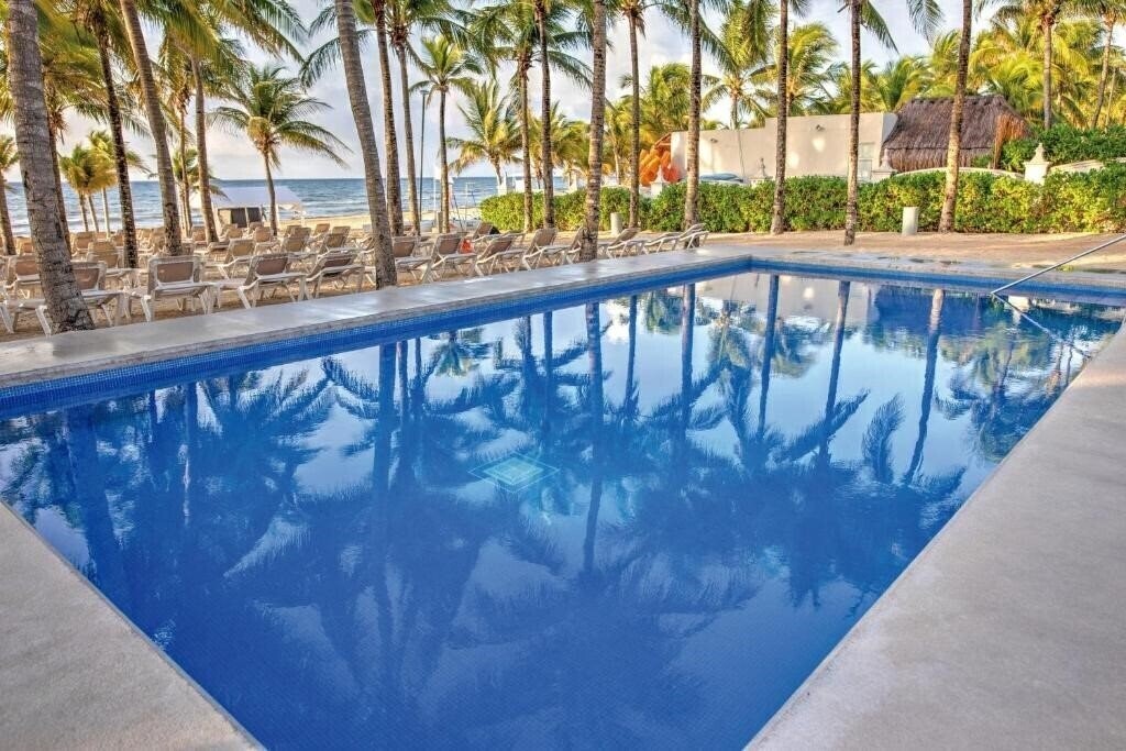 Отель Riu Lupita 5*