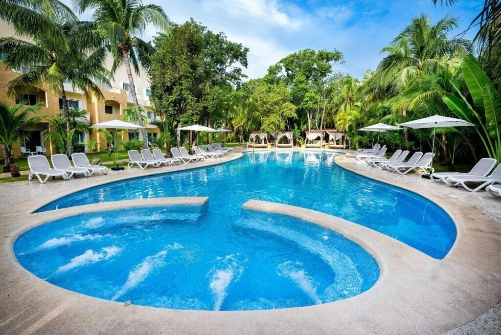 Фото Viva Wyndham Maya 4*