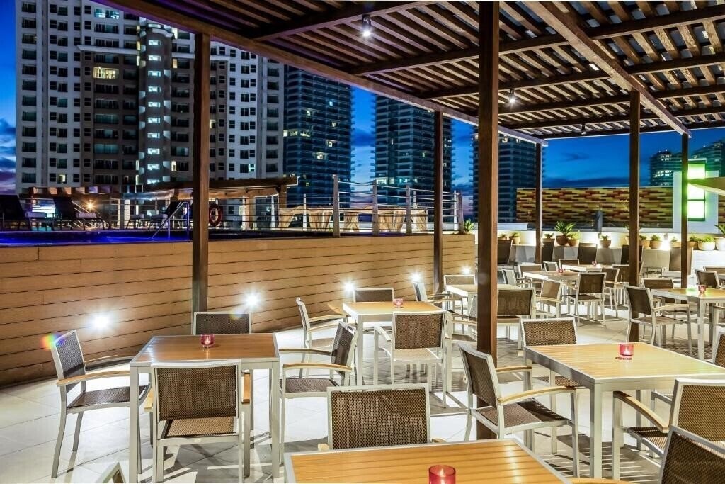 Изображение Fiesta Inn Puerto Vallarta Isla 4*