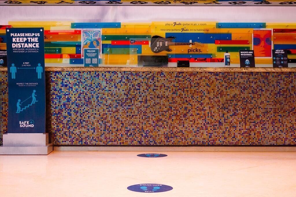 Hard Rock Hotel Vallarta 4* суреті