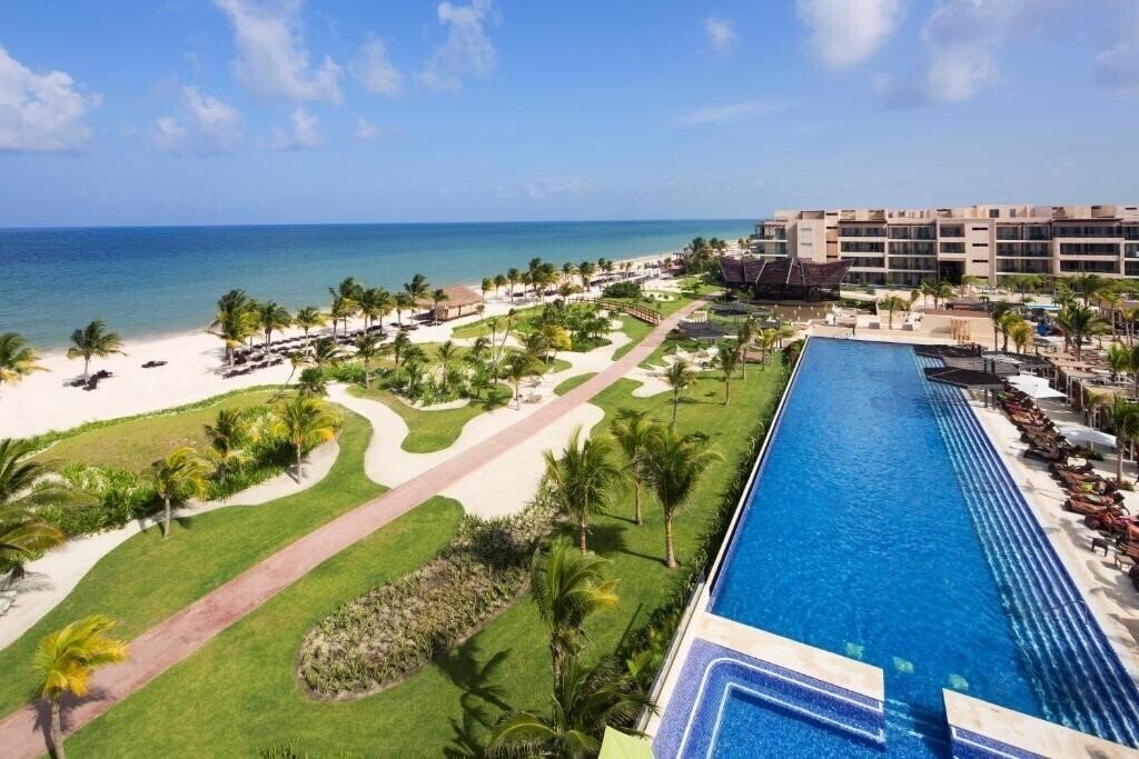 Отель Royalton Riviera Cancun Resort & Spa 5*