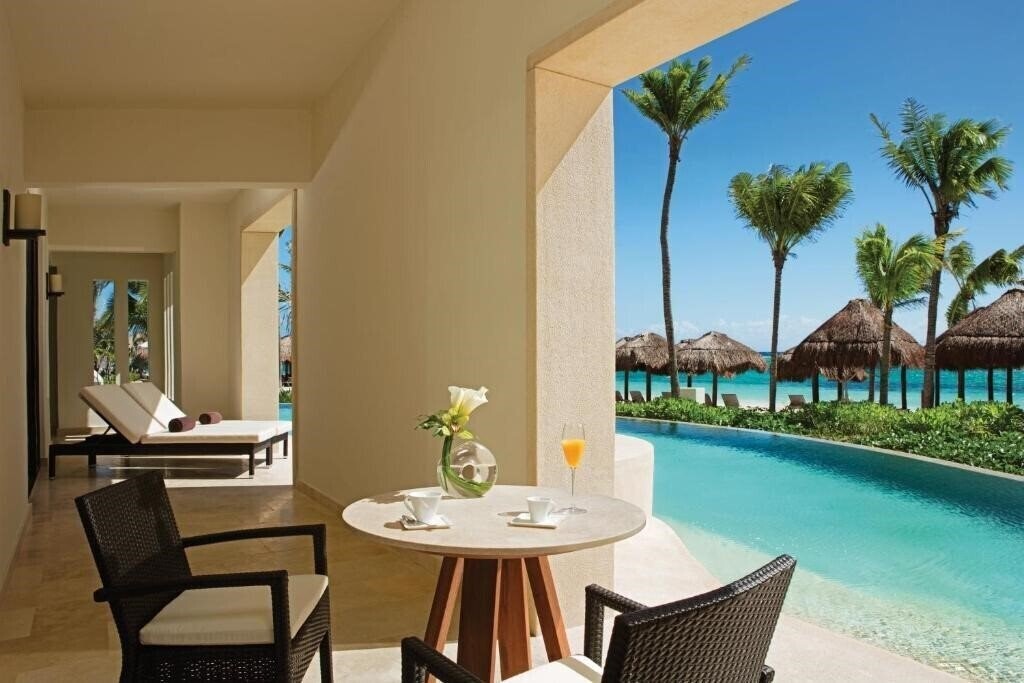Secrets Akumal Riviera Maya 5* суреті