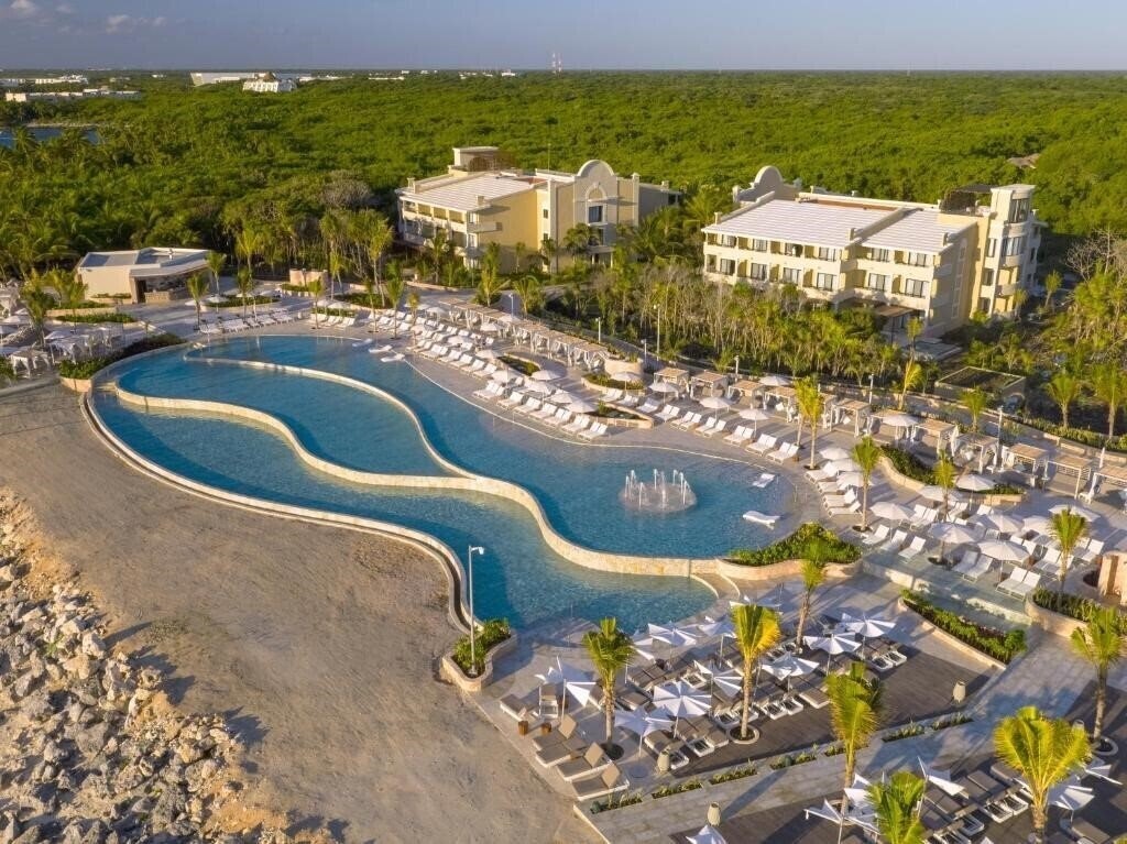 Отель Royal Suites Yucatan By Palladium (Adults Only) 5*