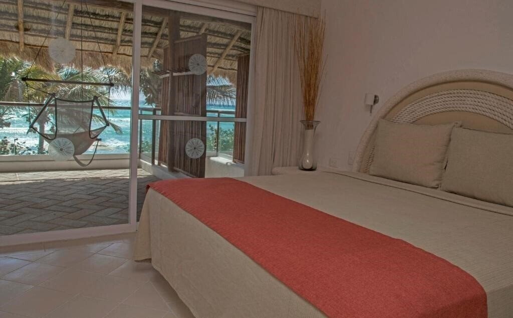 Фотография Las Villas Akumal 4*