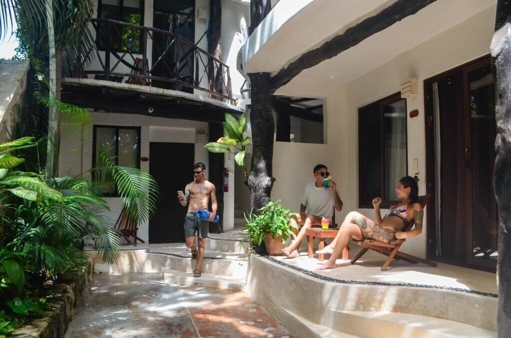 Отель Siesta Fiesta Hotel 3*