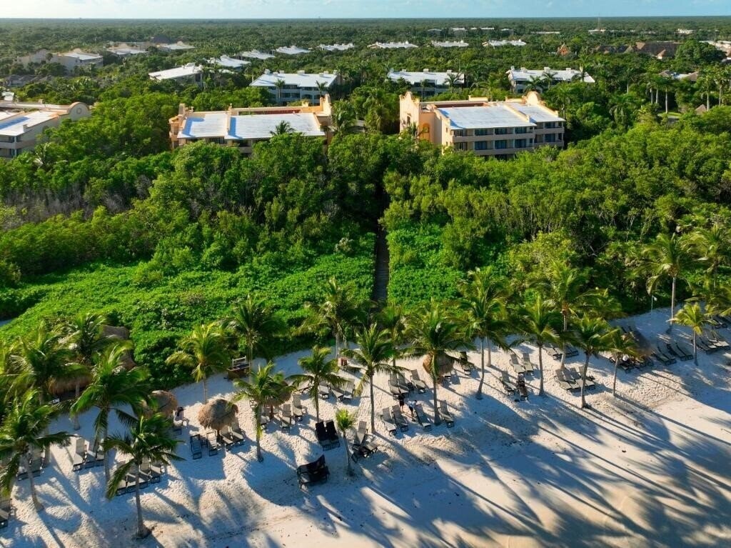 Grand Palladium White Sand Resort & SPA 5* фотосуреті