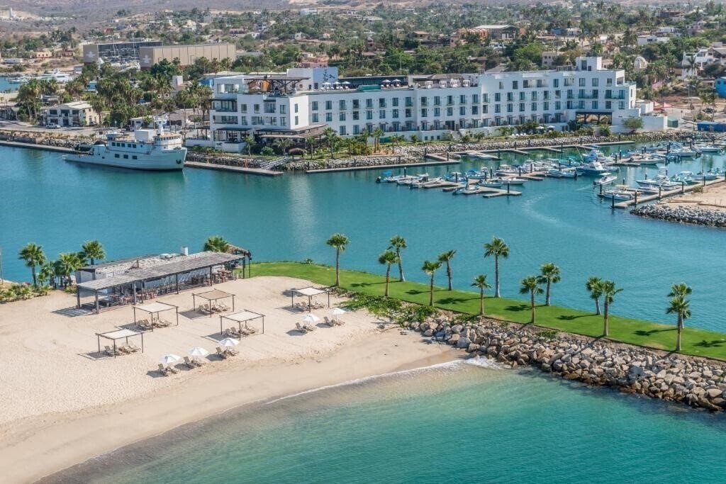 El Ganzo 4* суреті