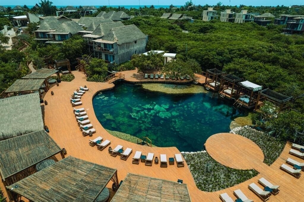 Отель Hotel Shibari Tulum 5*