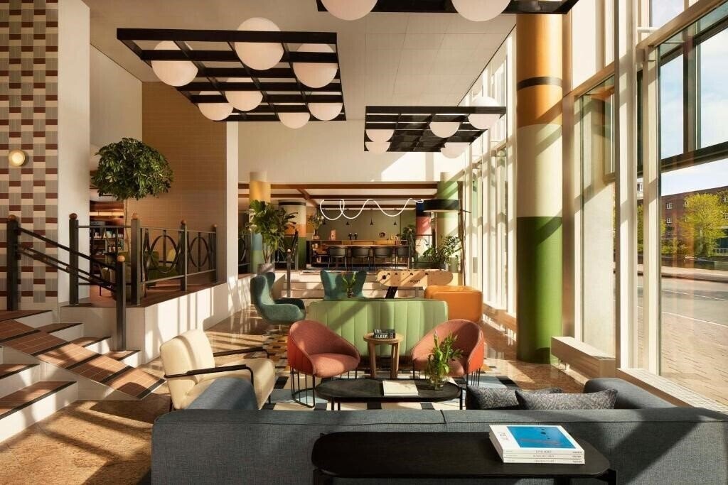 Фото NH Museum Quarter 4*