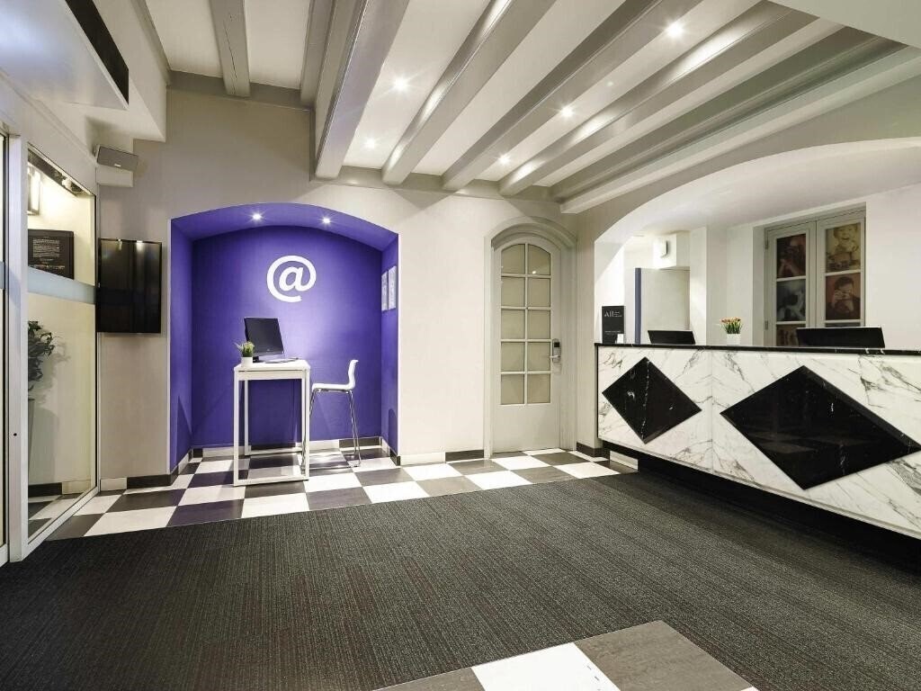 Ibis Styles Amsterdam Central Station 3* суреті