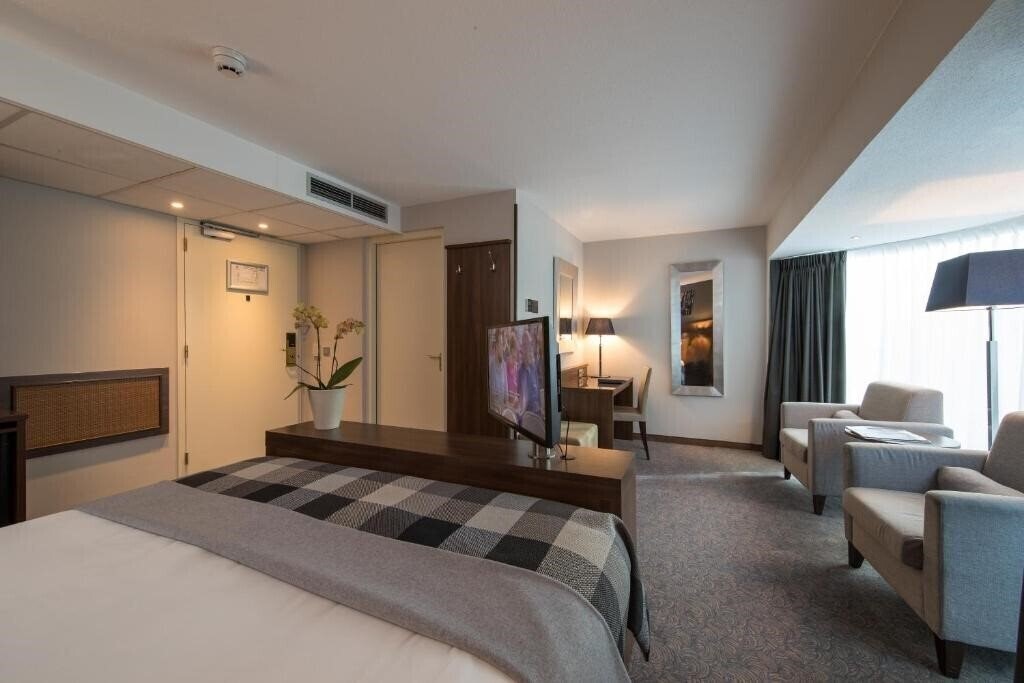 Фото Bilderberg Garden Hotel 5*