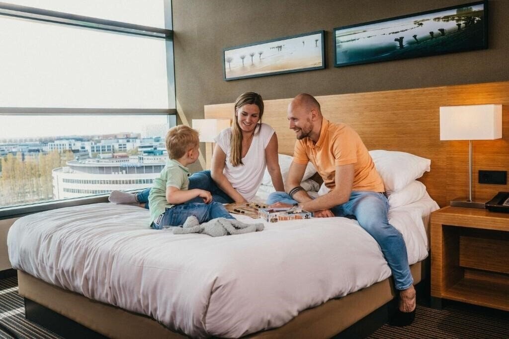 Отель Hyatt Place Amsterdam Airport 4*