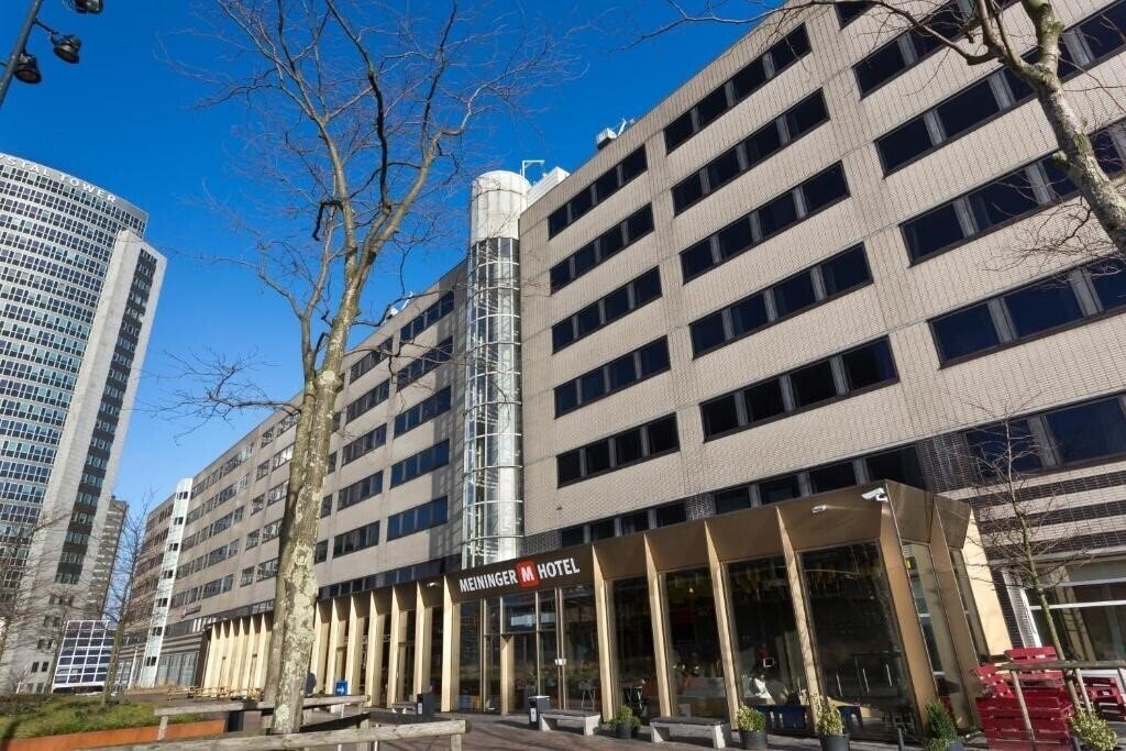 Meininger Hotel Amsterdam City West 3* суреті