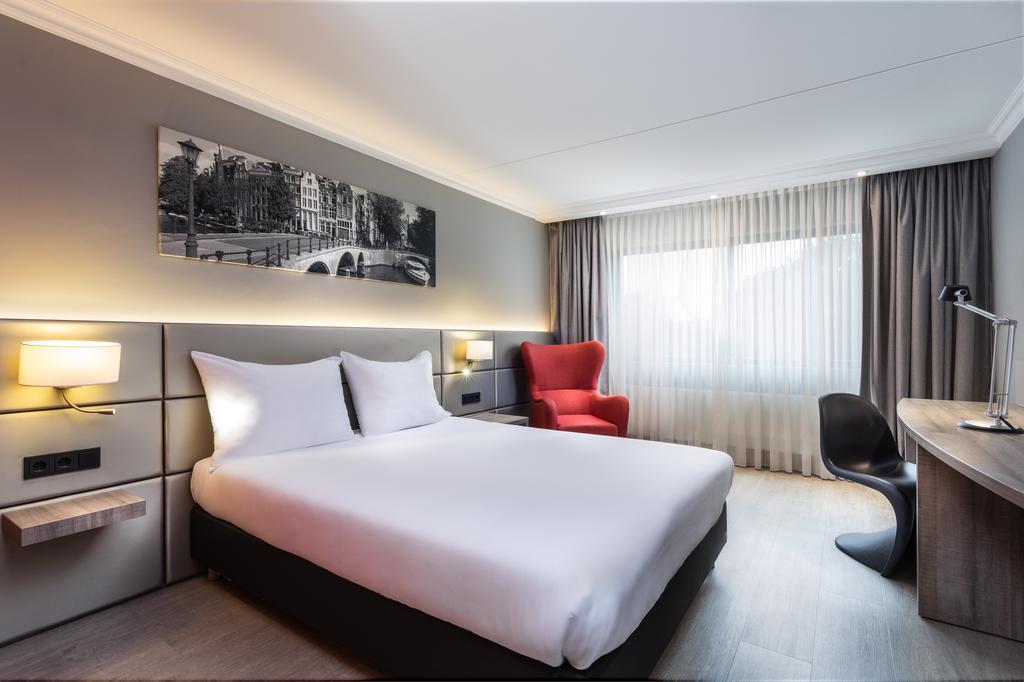 Dorint Airport Hotel Amsterdam 4* фотосуреті