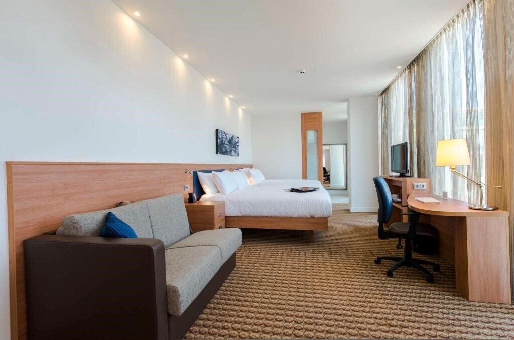 Фото Hampton By Hilton Amsterdam Arena Boulevard 3*