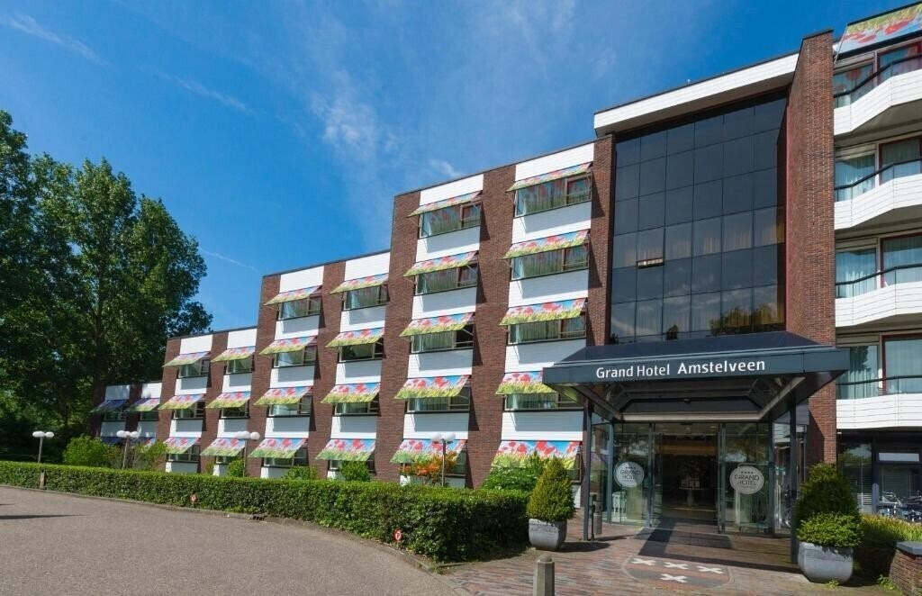 Отель Grand Hotel Amstelveen 4*