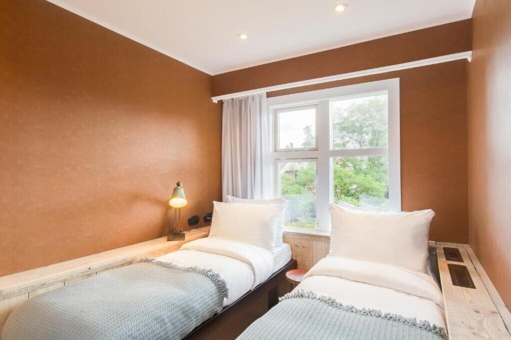 Max Brown Hotel Museum Square 3* суреті